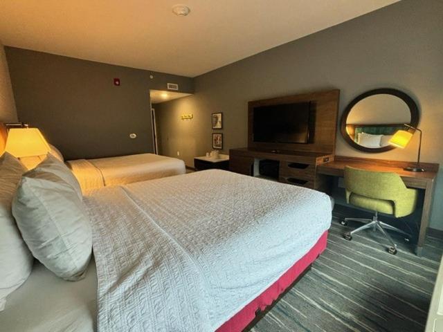 Hampton Inn & Suites Deptford, Nj Eksteriør billede